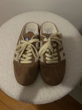 Back 70 sneaker mules